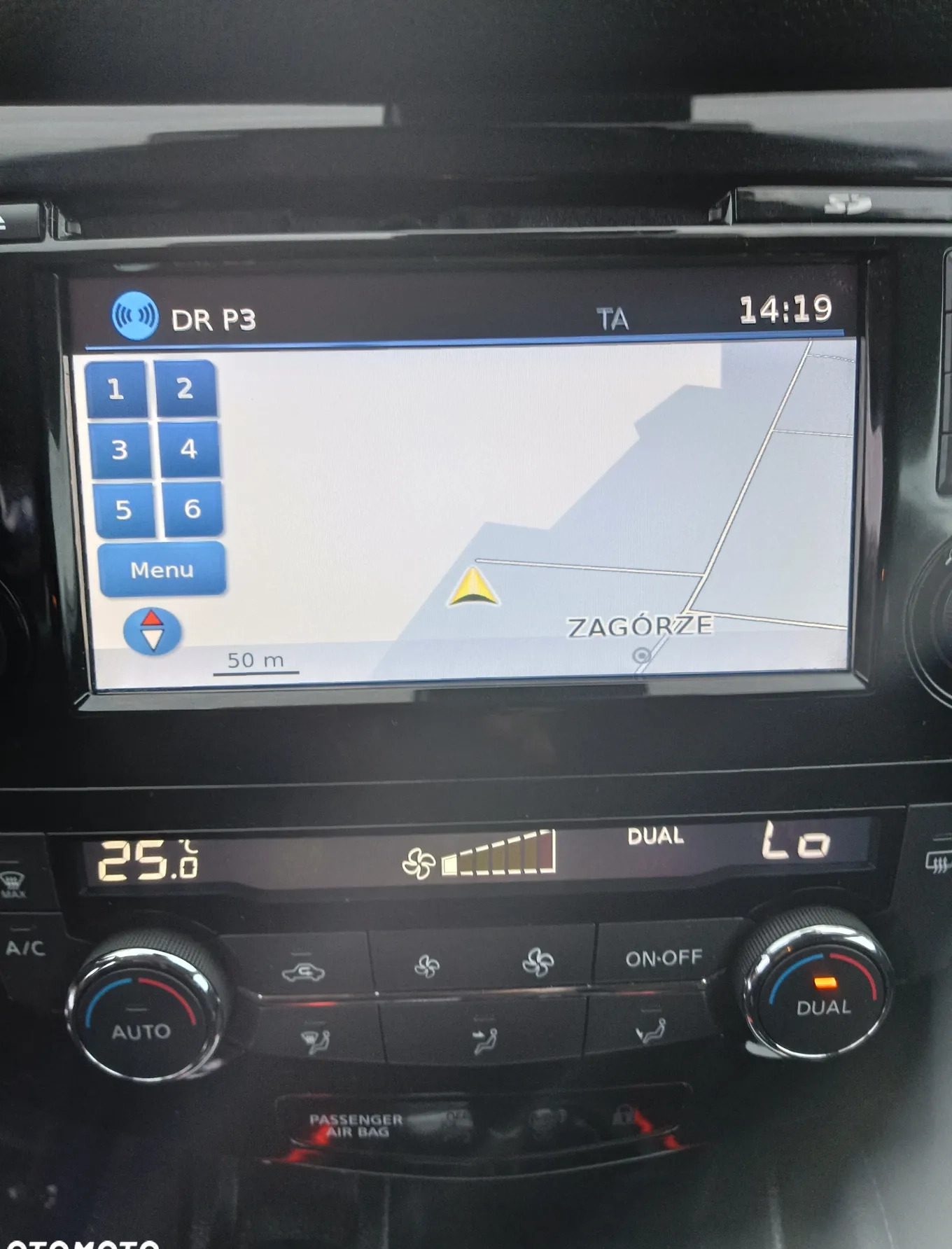 Nissan Qashqai cena 38500 przebieg: 160000, rok produkcji 2016 z Zdzieszowice małe 562